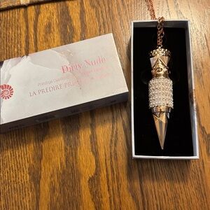 La Prédire Prestige Dirty Nude Velvet Lipstick